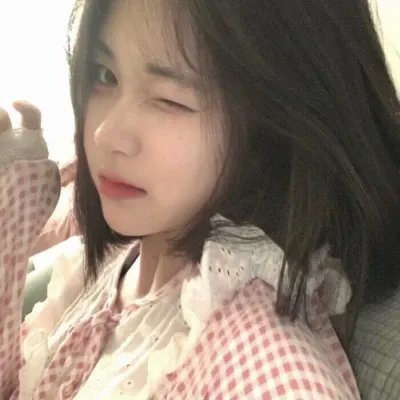 《九凤家的锦鲤喵殿下》海报